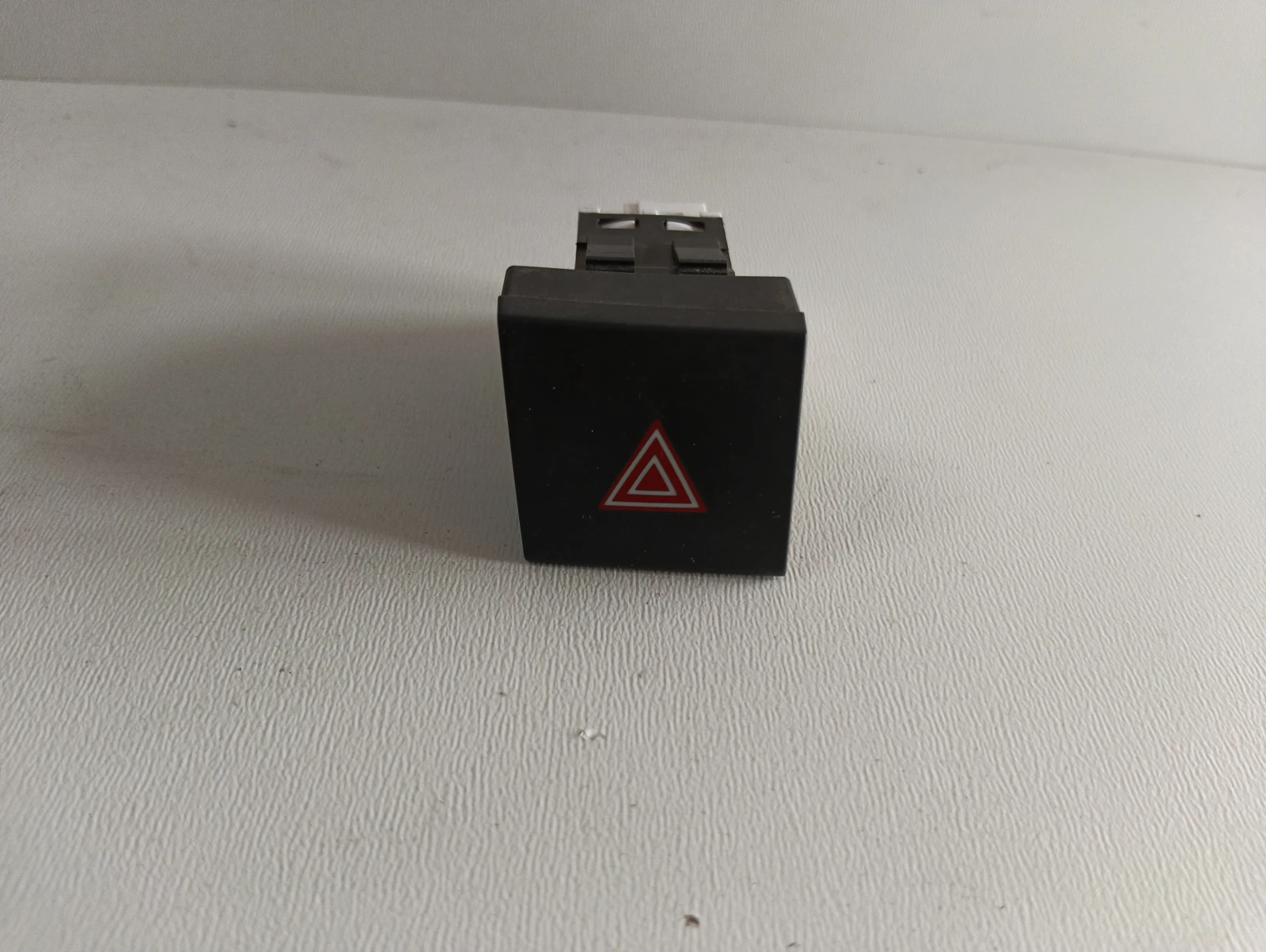 копче аварийни 96662380 Пежо 508 СВ 2.0HDI