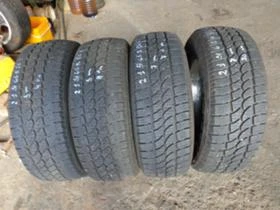 Гуми Зимни 215/65R16, снимка 15
