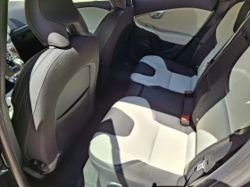 Volvo V40 Cross Country 2.5 T5 AWD Swiss, снимка 11