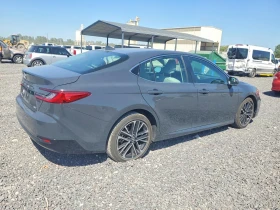 Toyota Camry 2.5l Xle, снимка 3