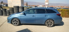 Toyota Auris, снимка 1