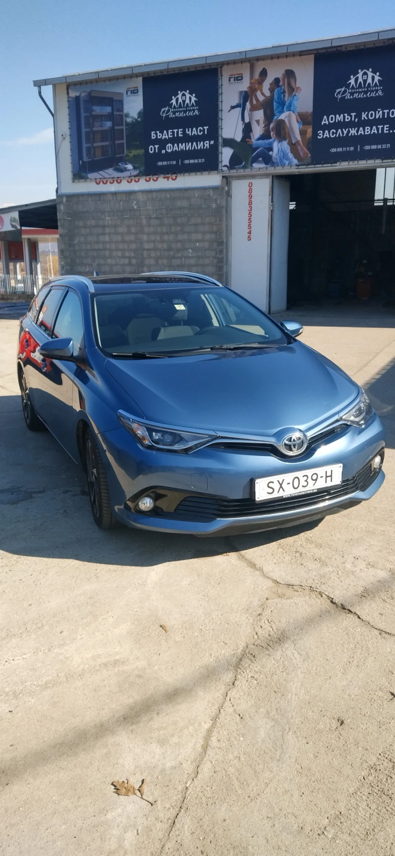 Toyota Auris, снимка 3 - Автомобили и джипове - 47217923