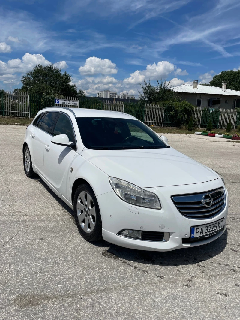 Opel Insignia, снимка 2 - Автомобили и джипове - 47544333