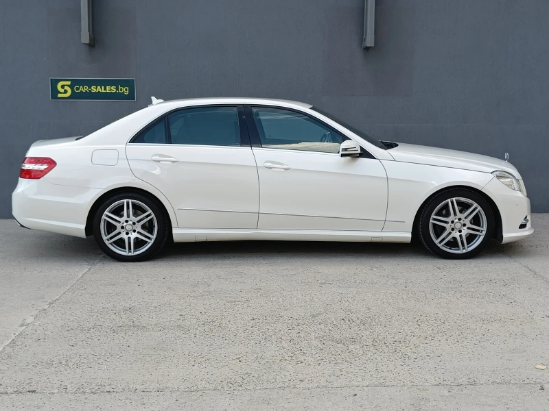 Mercedes-Benz E 220 2.2 СDi 4Matic Avantgarde, снимка 9 - Автомобили и джипове - 47063551