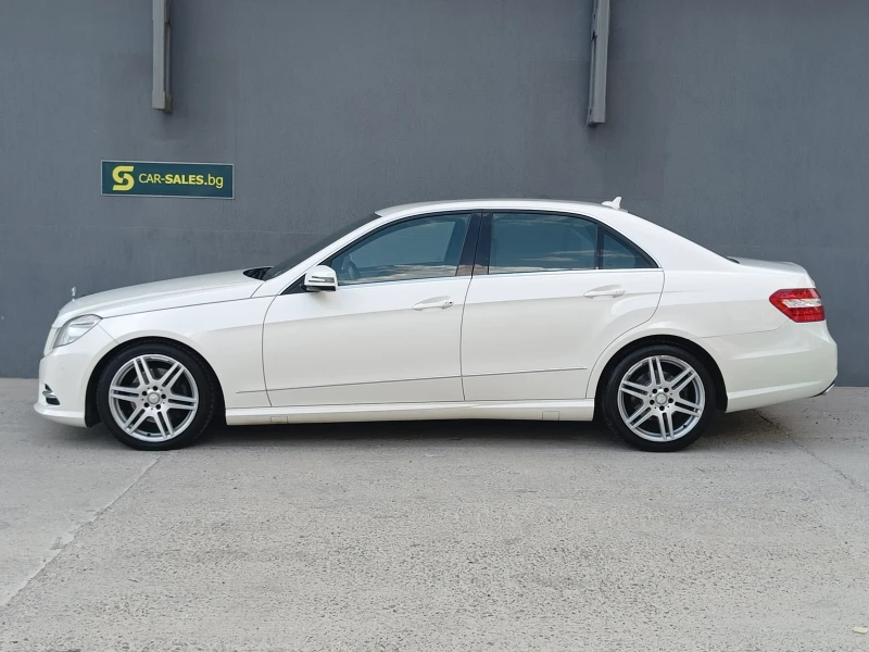 Mercedes-Benz E 220 2.2 СDi 4Matic Avantgarde, снимка 5 - Автомобили и джипове - 47063551