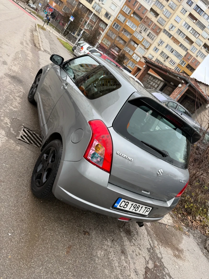 Suzuki Swift 1.3, снимка 5 - Автомобили и джипове - 48310113