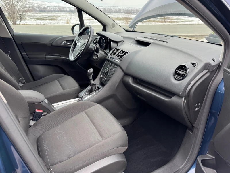 Opel Meriva 1.3CDTi, снимка 12 - Автомобили и джипове - 48792100