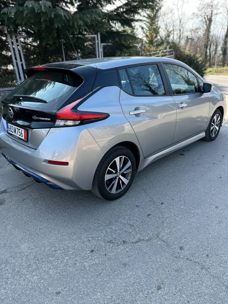 Nissan Leaf , снимка 15 - Автомобили и джипове - 49128482