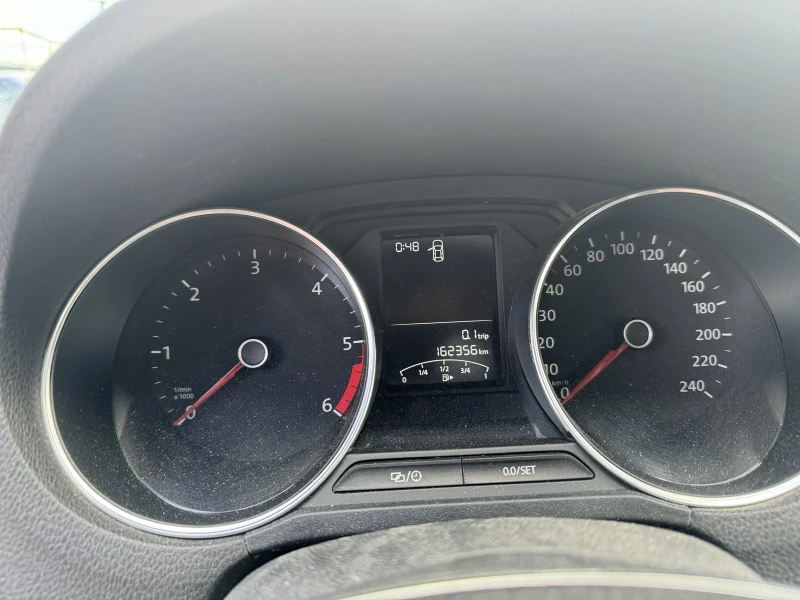 VW Polo 1.4TD CROSS, снимка 16 - Автомобили и джипове - 50064913