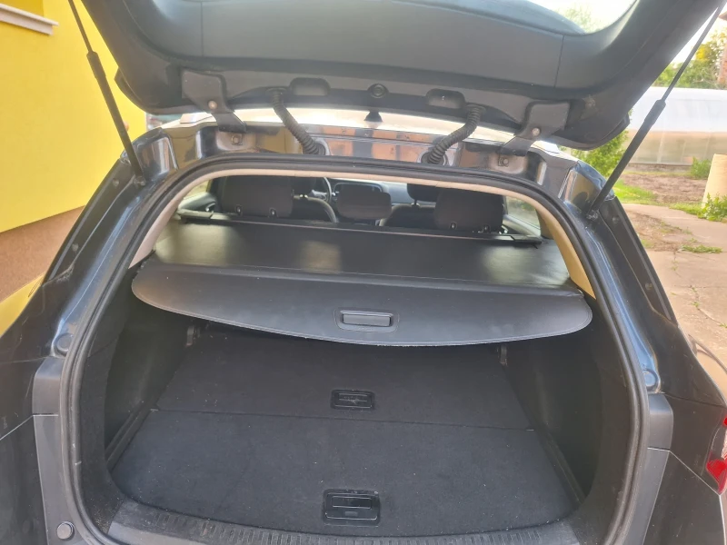 Renault Megane ШВЕЙЦАРИЯ 130TCE АВТОМАТ , снимка 16 - Автомобили и джипове - 52112298