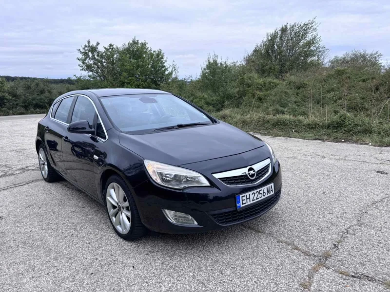 Opel Astra, снимка 4 - Автомобили и джипове - 51958696