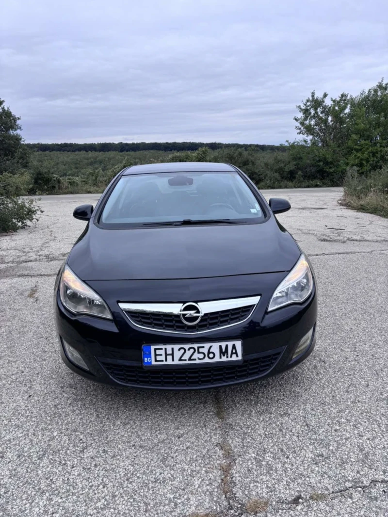 Opel Astra, снимка 3 - Автомобили и джипове - 51958696