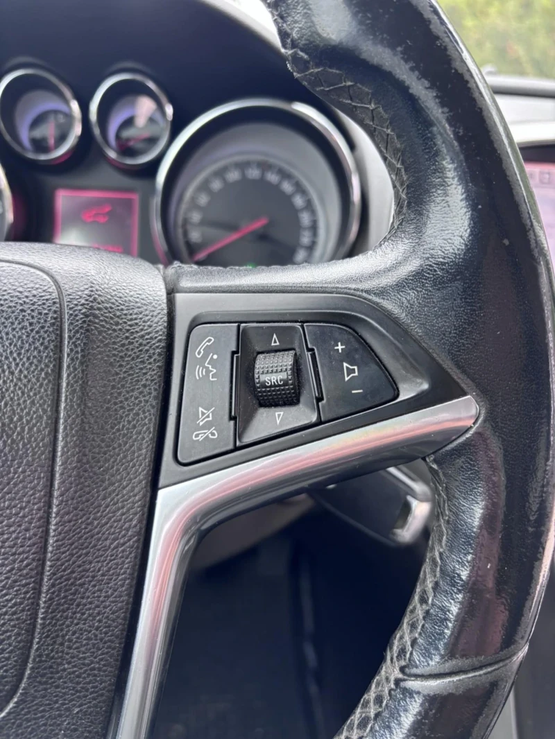 Opel Astra, снимка 6 - Автомобили и джипове - 51958696