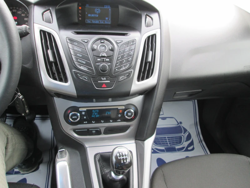 Ford Focus 1.6TDCI-СЕРВИЗНА ИСТОРИЯ, снимка 13 - Автомобили и джипове - 52121050