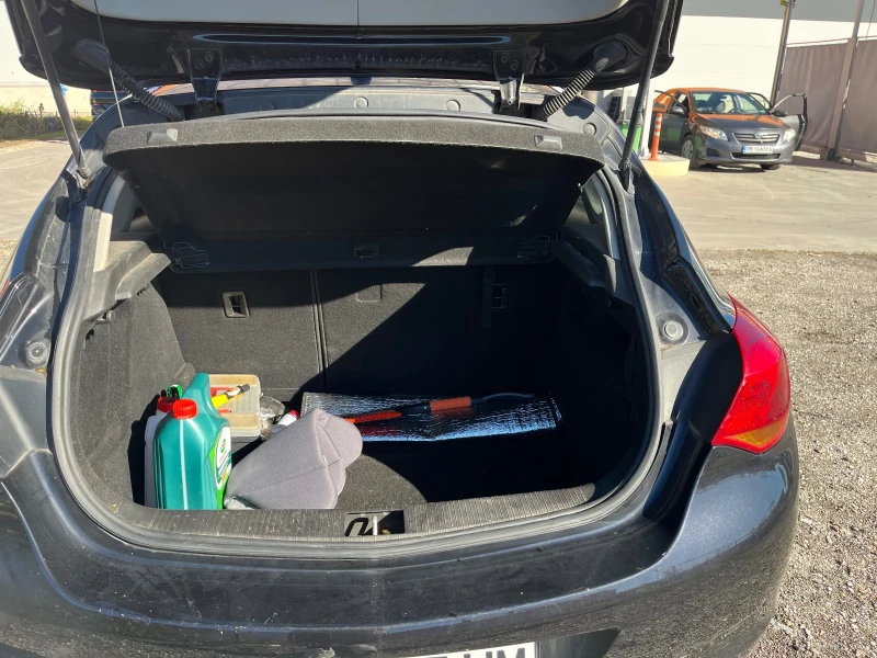 Opel Astra J, снимка 8 - Автомобили и джипове - 52517682