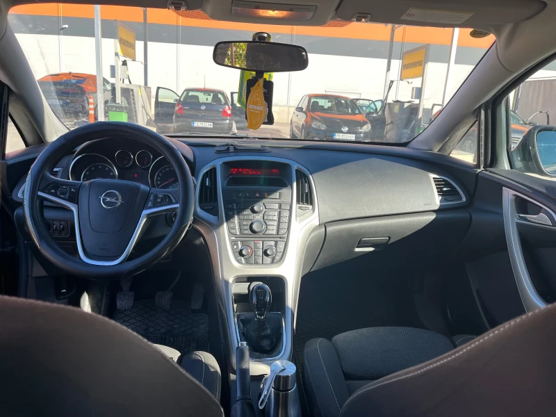 Opel Astra J, снимка 12 - Автомобили и джипове - 52517682