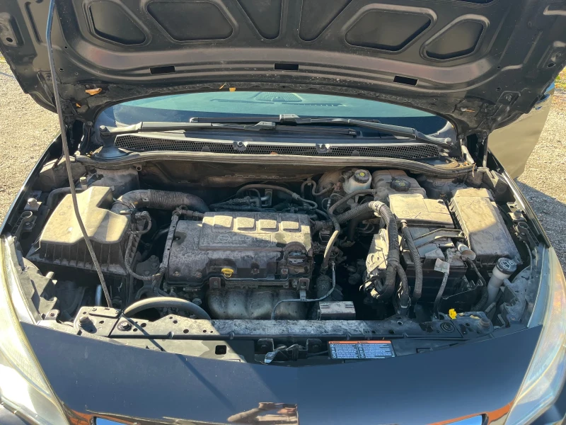 Opel Astra J, снимка 14 - Автомобили и джипове - 52517682