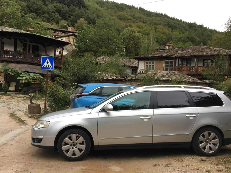 VW Passat, снимка 13 - Автомобили и джипове - 52353939