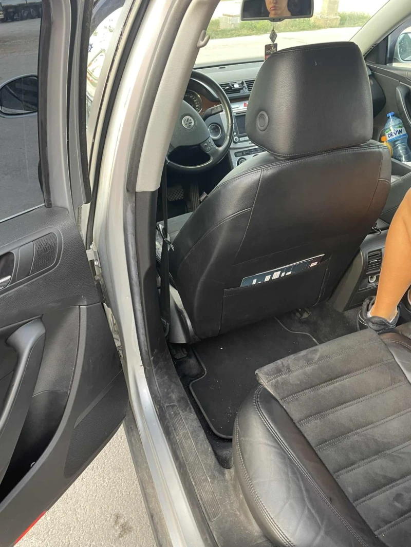 VW Passat, снимка 2 - Автомобили и джипове - 52353939