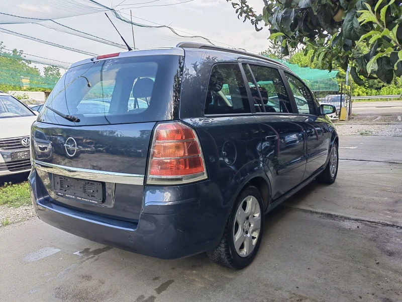 Opel Zafira 1.8 i Газ Бензин, снимка 2 - Автомобили и джипове - 52548642