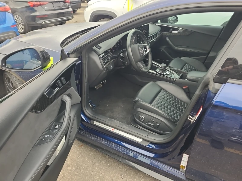 Audi Rs5 * CARFAX * БЕЗ ПЪРВОНАЧАЛНА ВНОСКА, снимка 5 - Автомобили и джипове - 52590571