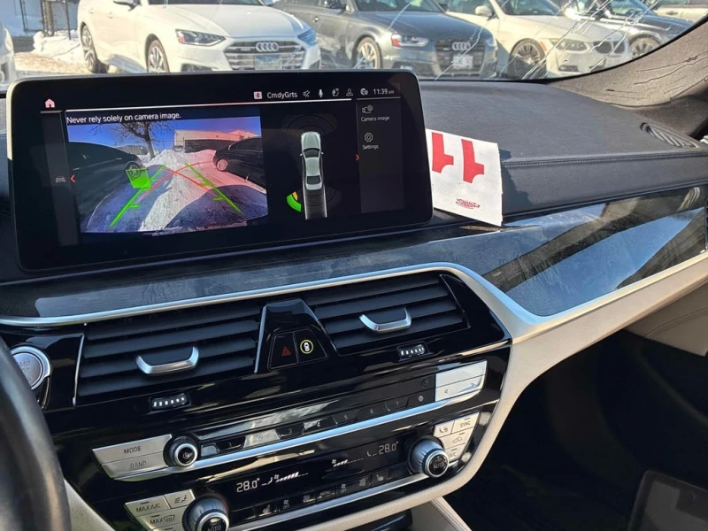 BMW 530 2022 XDRIVE * ГЛАВНО ПРЕДСТАВИТЕЛСТВО НА BMW * , снимка 9 - Автомобили и джипове - 53287638