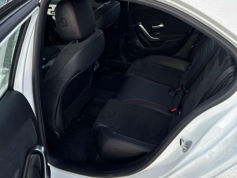 Mercedes-Benz A 35 AMG* 2 КЛЮЧА* KEYLESS* ПОДГРЕВ* , снимка 7 - Автомобили и джипове - 53497686