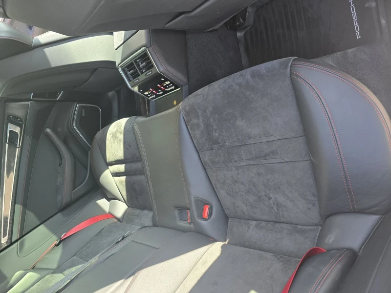 Porsche Panamera GTS, снимка 6 - Автомобили и джипове - 53497487