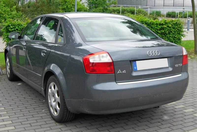 Audi A4 б6/b7 куатро ксенон, снимка 4 - Автомобили и джипове - 35121461