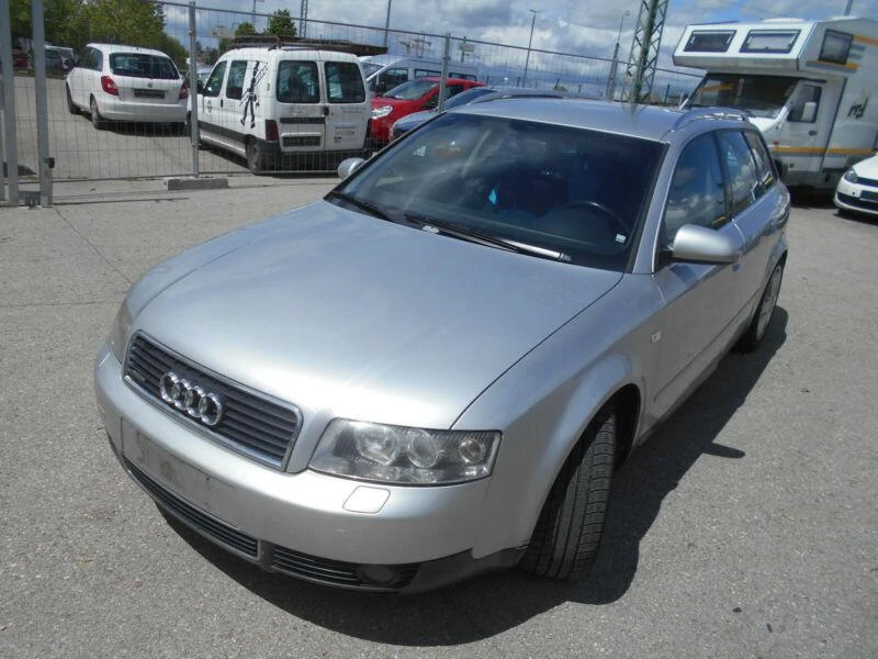 Audi A4 б6/b7 куатро ксенон, снимка 11 - Автомобили и джипове - 35121461