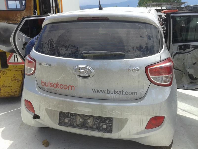 Hyundai I10 1.0-na 4asti, снимка 6 - Автомобили и джипове - 18770942