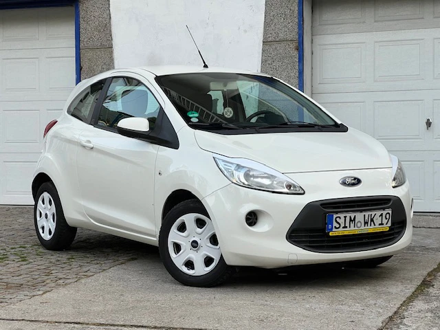 Ford Ka 1.2 70 Германия, снимка 1 - Автомобили и джипове - 47093934