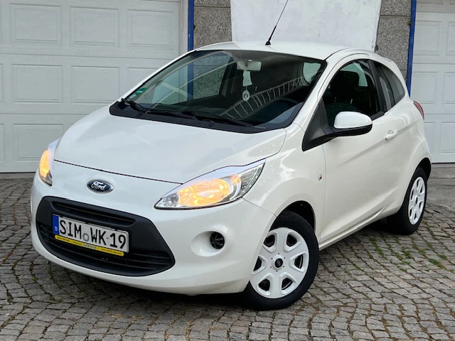 Ford Ka 1.2 70 Германия, снимка 4 - Автомобили и джипове - 47093934