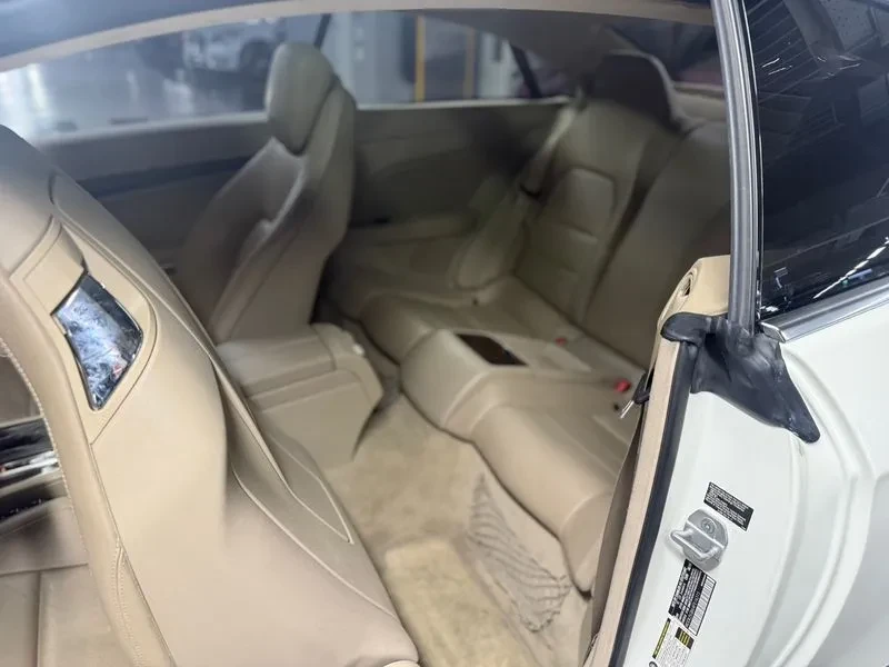 Mercedes-Benz E 350 Coupe, снимка 8 - Автомобили и джипове - 53812579