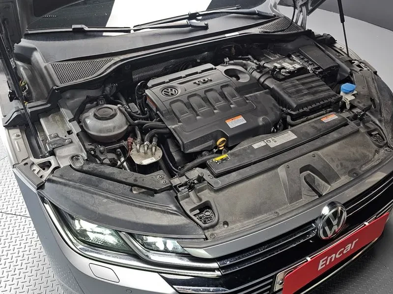 VW Arteon 2.0 TDI PRESTIGE, снимка 6 - Автомобили и джипове - 55175541