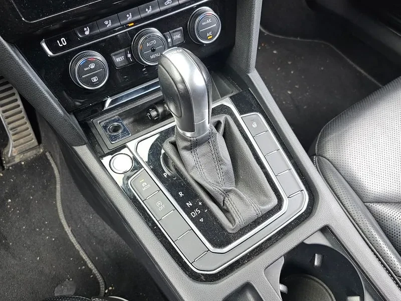 VW Arteon 2.0 TDI PRESTIGE, снимка 9 - Автомобили и джипове - 55175541