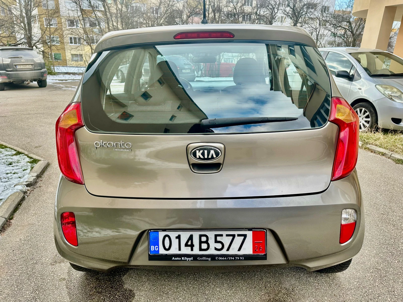 Kia Picanto 1.0* KLIMA* 100%REALNI KM*  - изображение 5