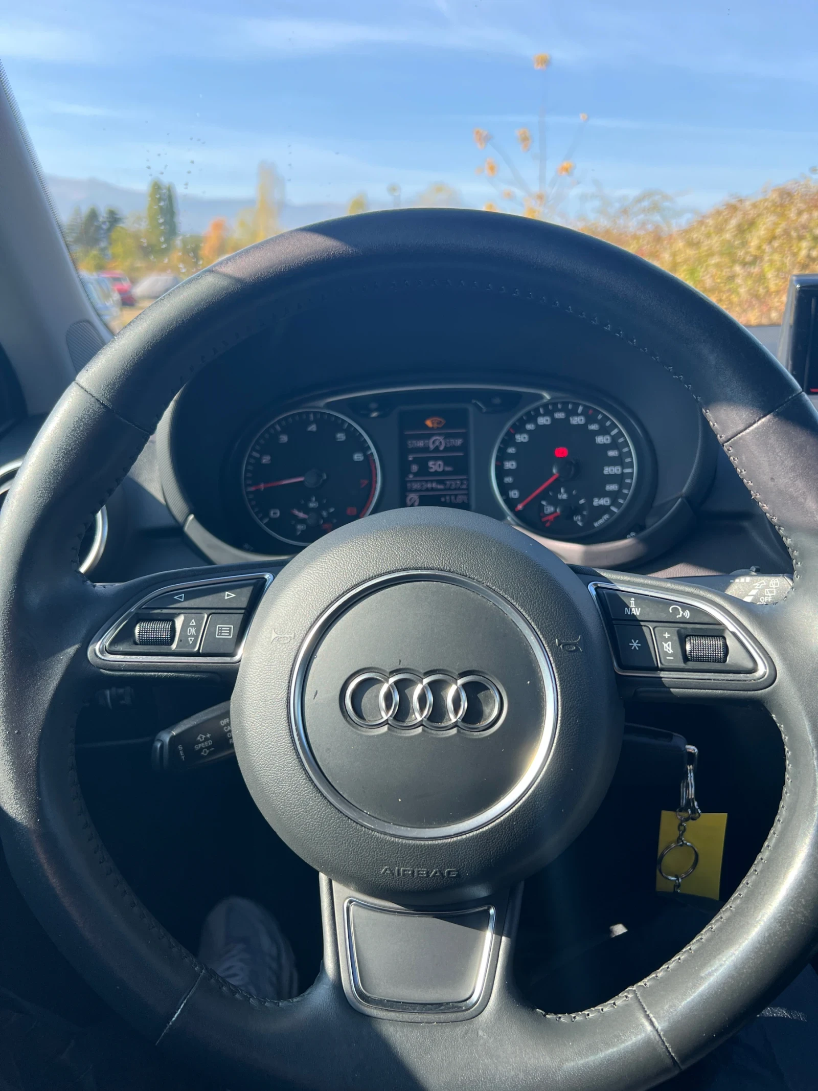 Audi A1 Sportback 1.0 TFSI ULTRA - изображение 8