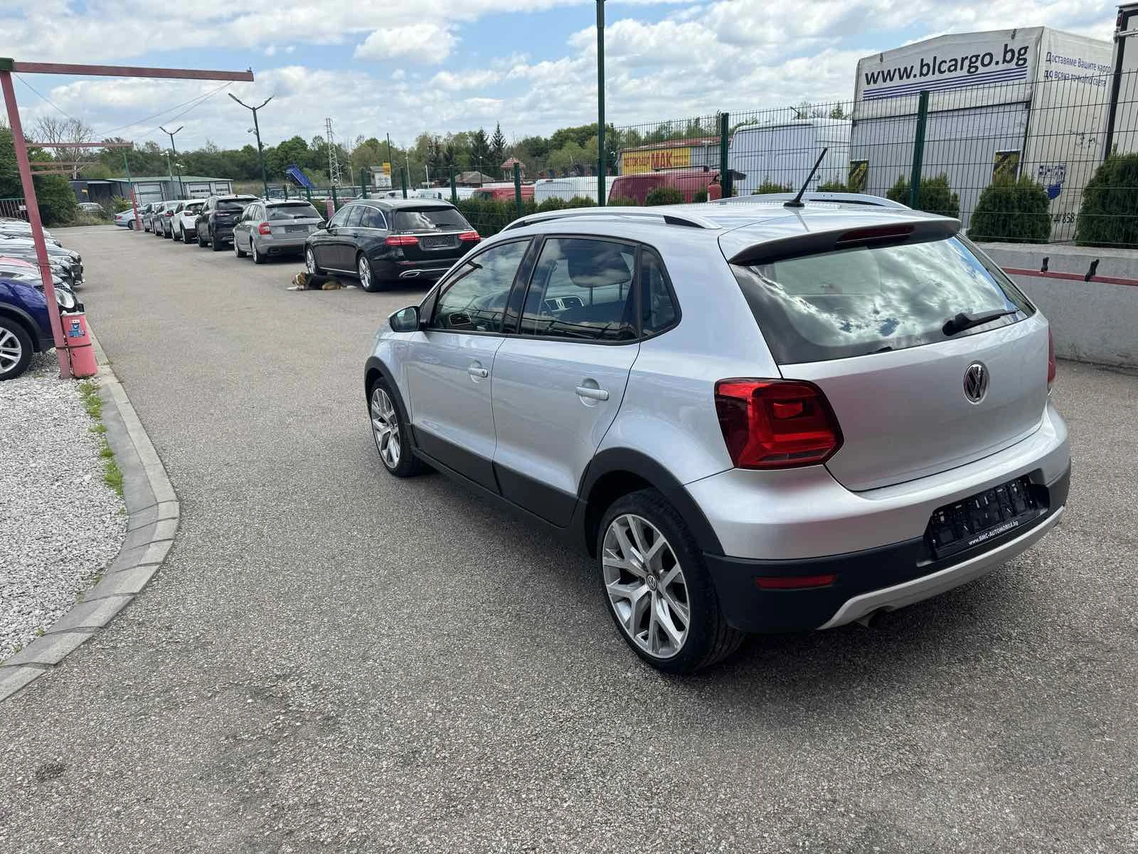 VW Polo 1.4TD CROSS - изображение 6