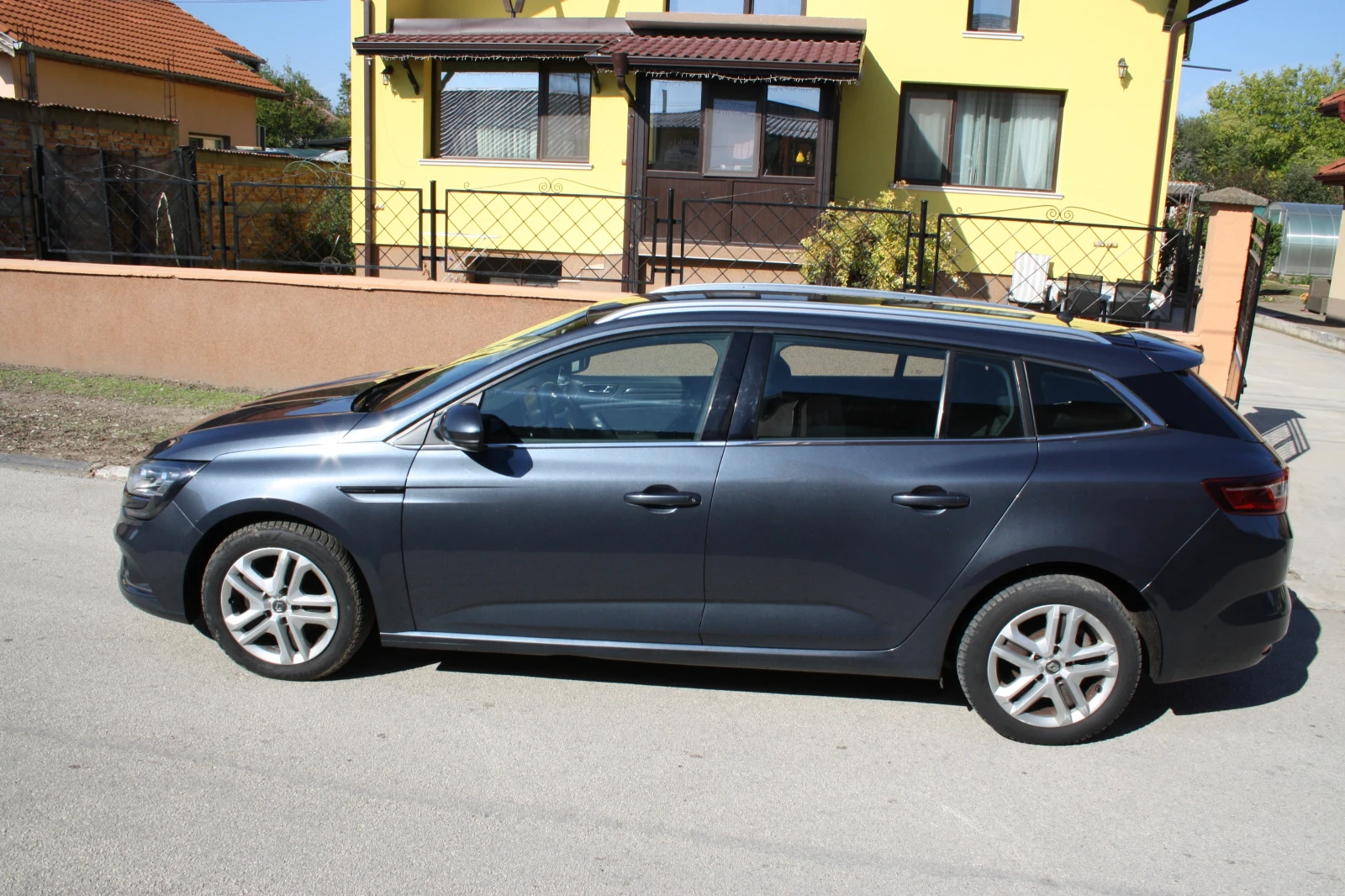 Renault Megane �� ��������� �� ��� 130TCE �������  | Mobile.bg � ����������� 3