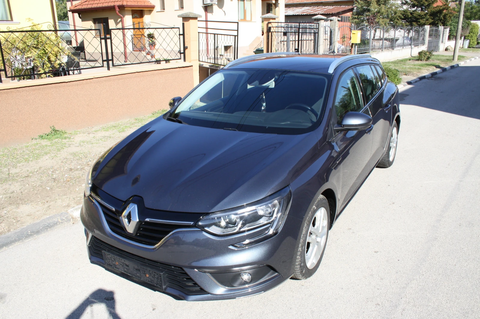 Renault Megane от ШВЕЙЦАРИЯ на ХОД 130TCE АВТОМАТ 