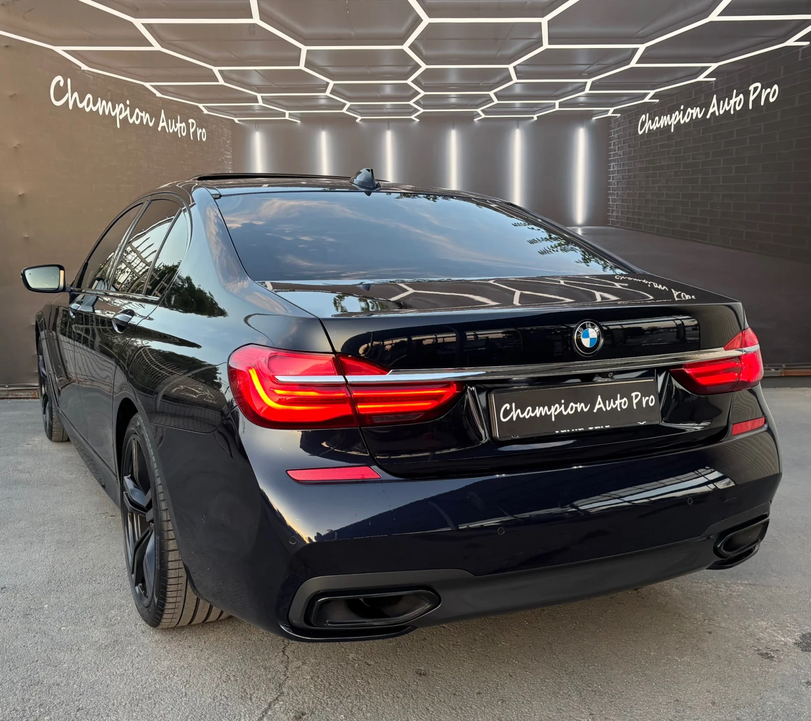 BMW 740 M-Packet TV-FULL - изображение 4