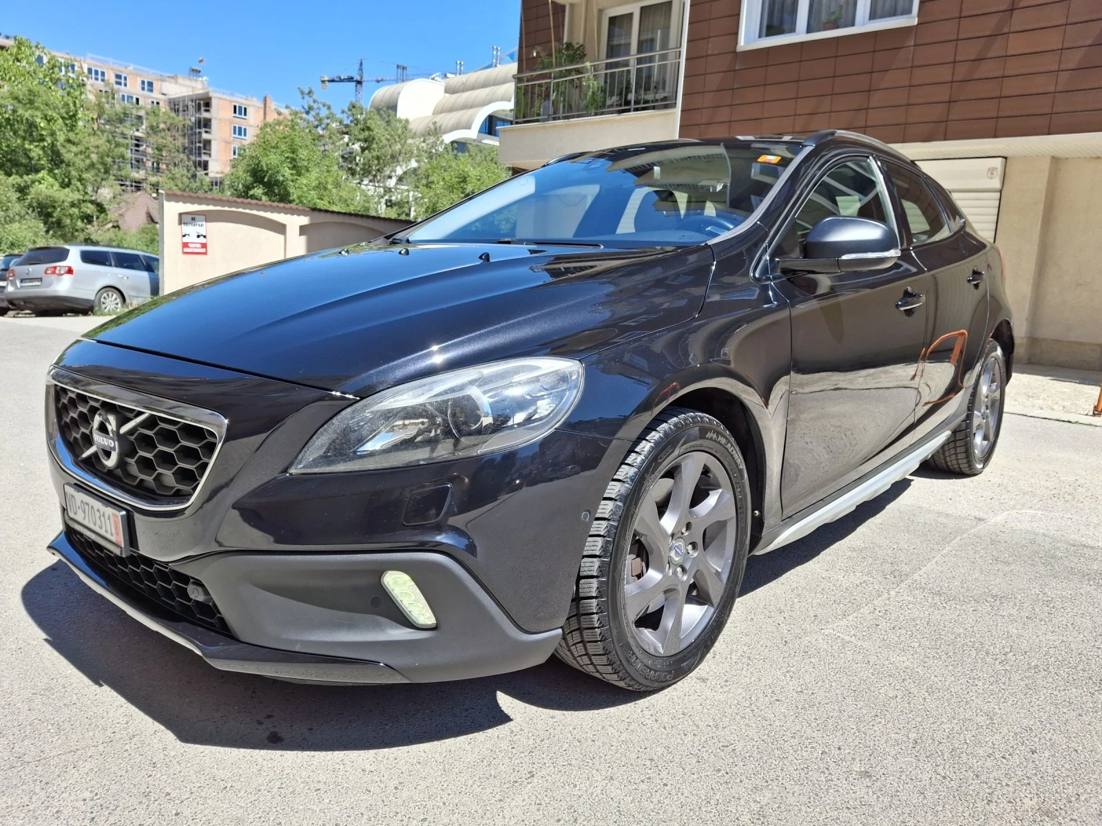 Volvo V40 Cross Country 2.5 T5 AWD Swiss - изображение 3