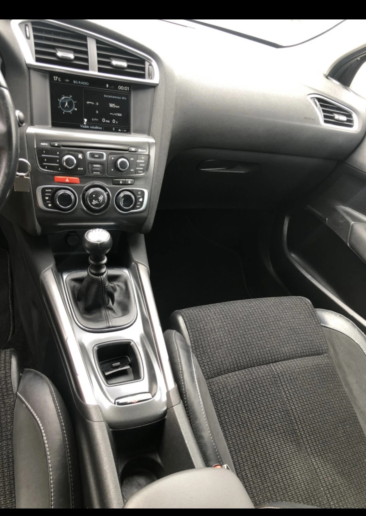 Citroen C4 1.6 HDi - изображение 6