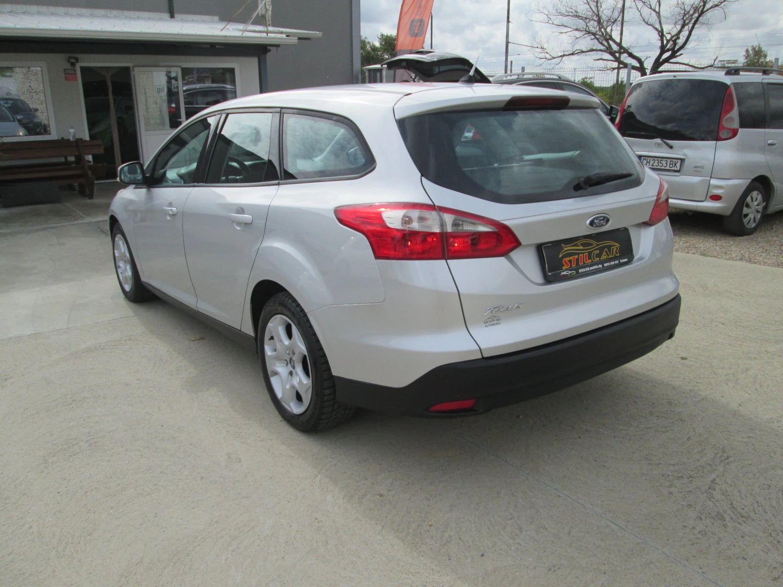 Ford Focus 1.6TDCI-СЕРВИЗНА ИСТОРИЯ - изображение 6