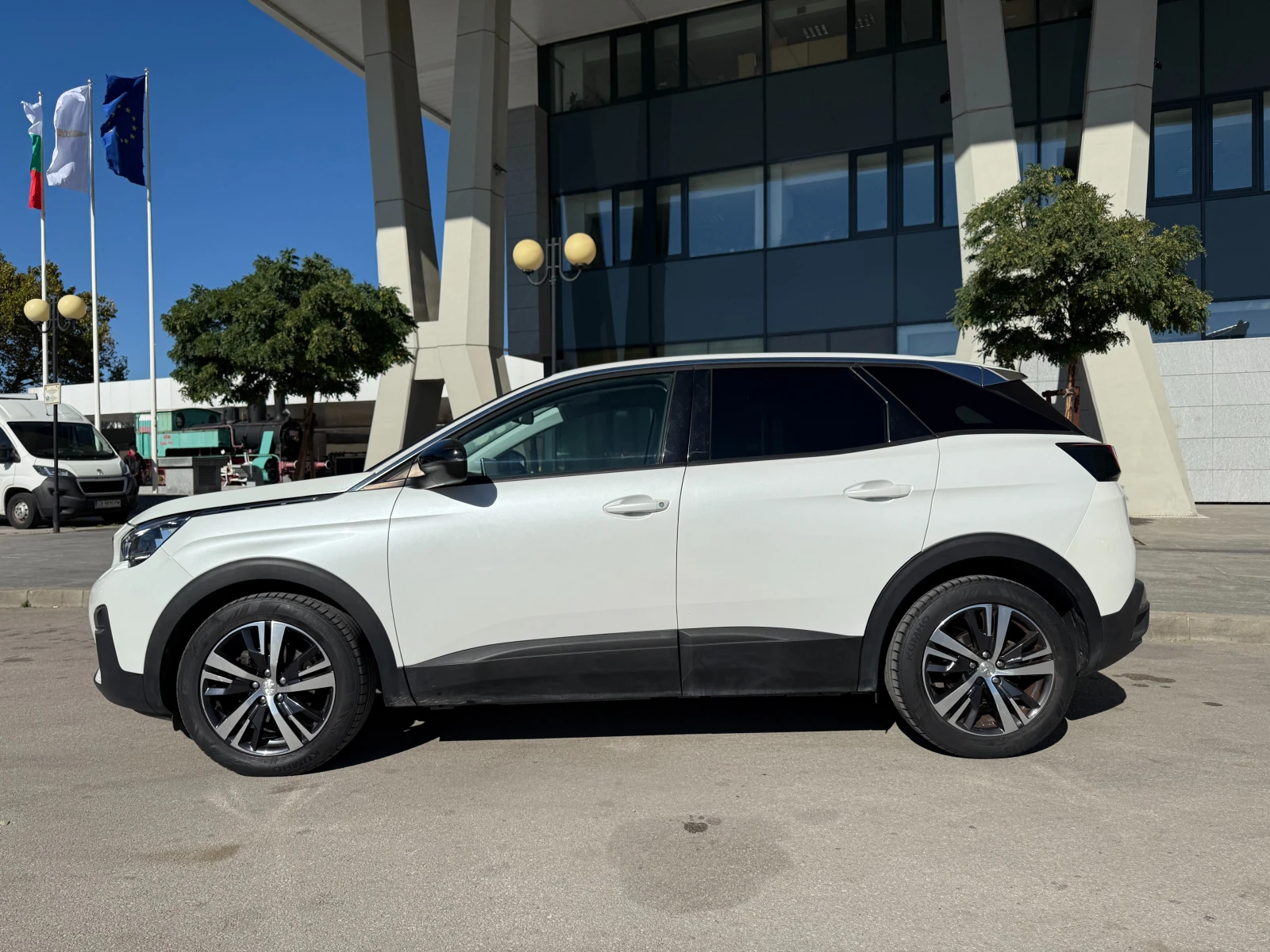 Peugeot 3008 6  /1.2i 131..  | Mobile.bg   2