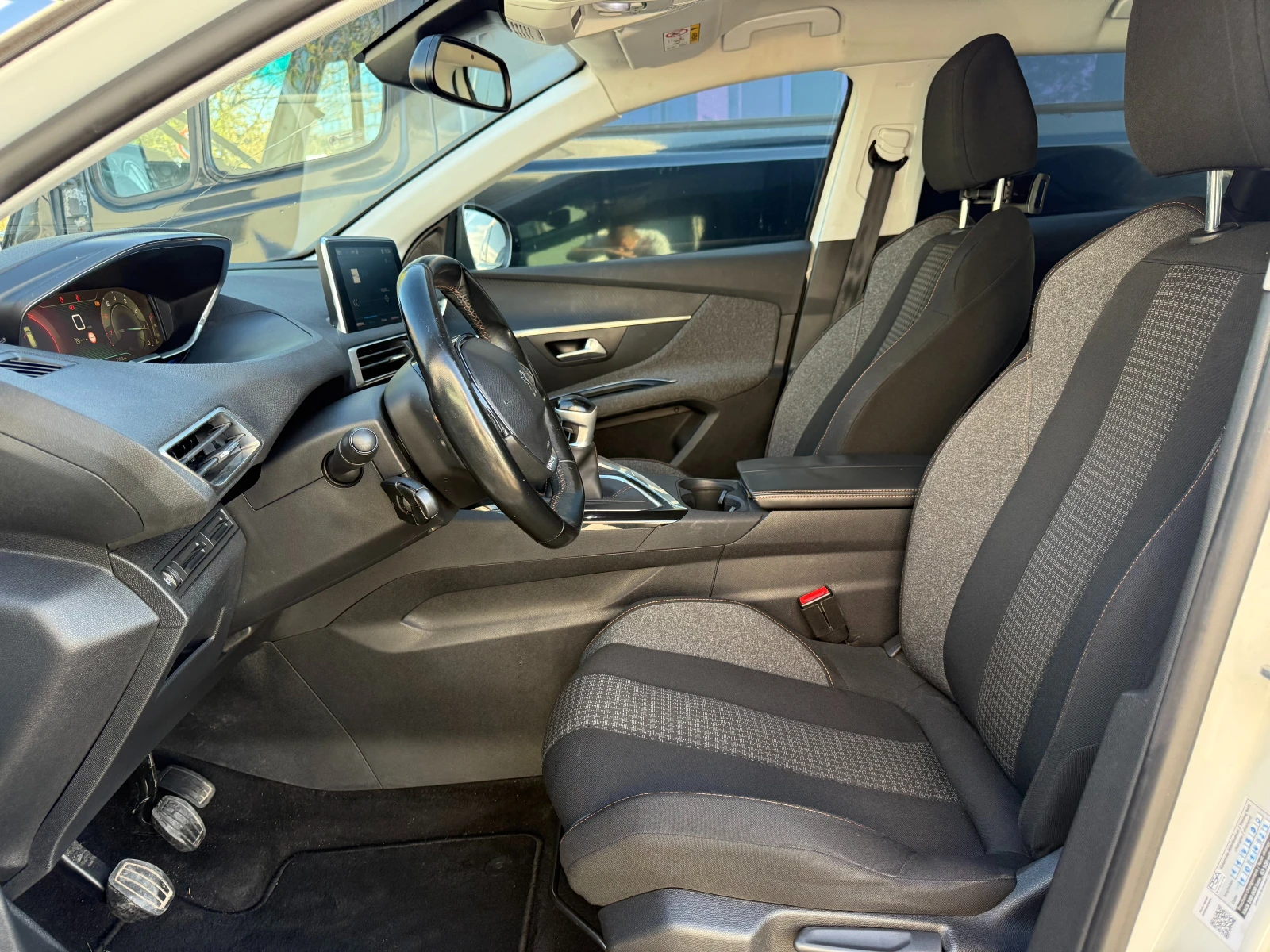 Peugeot 3008 6  /1.2i 131..  | Mobile.bg   7