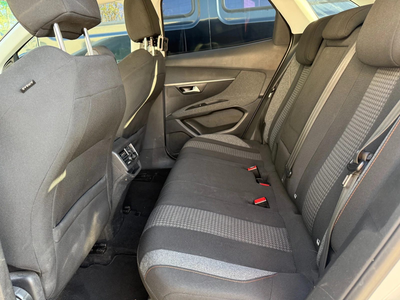 Peugeot 3008 6  /1.2i 131..  | Mobile.bg   8