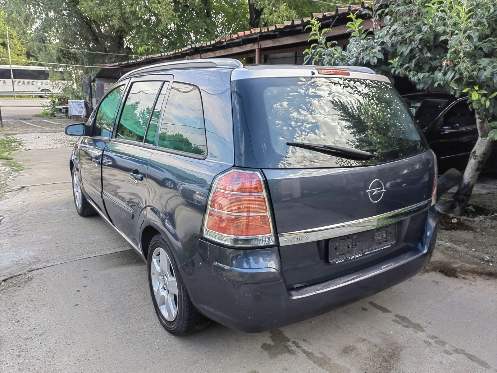 Opel Zafira 1.8 i Газ Бензин - изображение 3