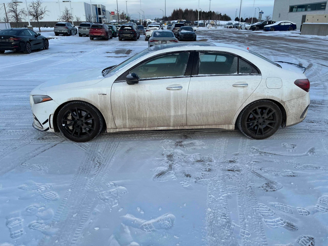 Mercedes-Benz A 35 AMG* 2 КЛЮЧА* KEYLESS* ПОДГРЕВ*  - изображение 2